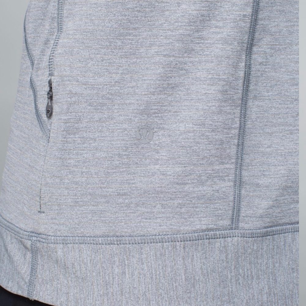 Lululemon Run For Gold Long Sleeve - Picture 8 of 8